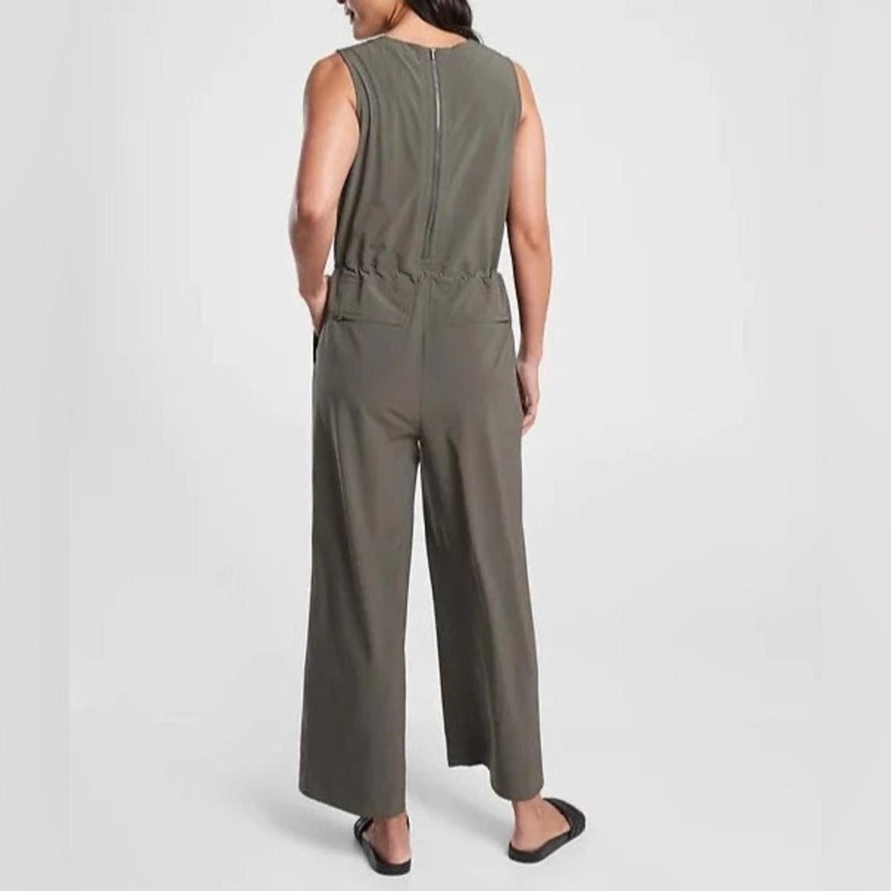Athleta Topanga Jumpsuit Women's XS Petite Olive Green Featherweight Stretch NEW - Picture 5 of 8